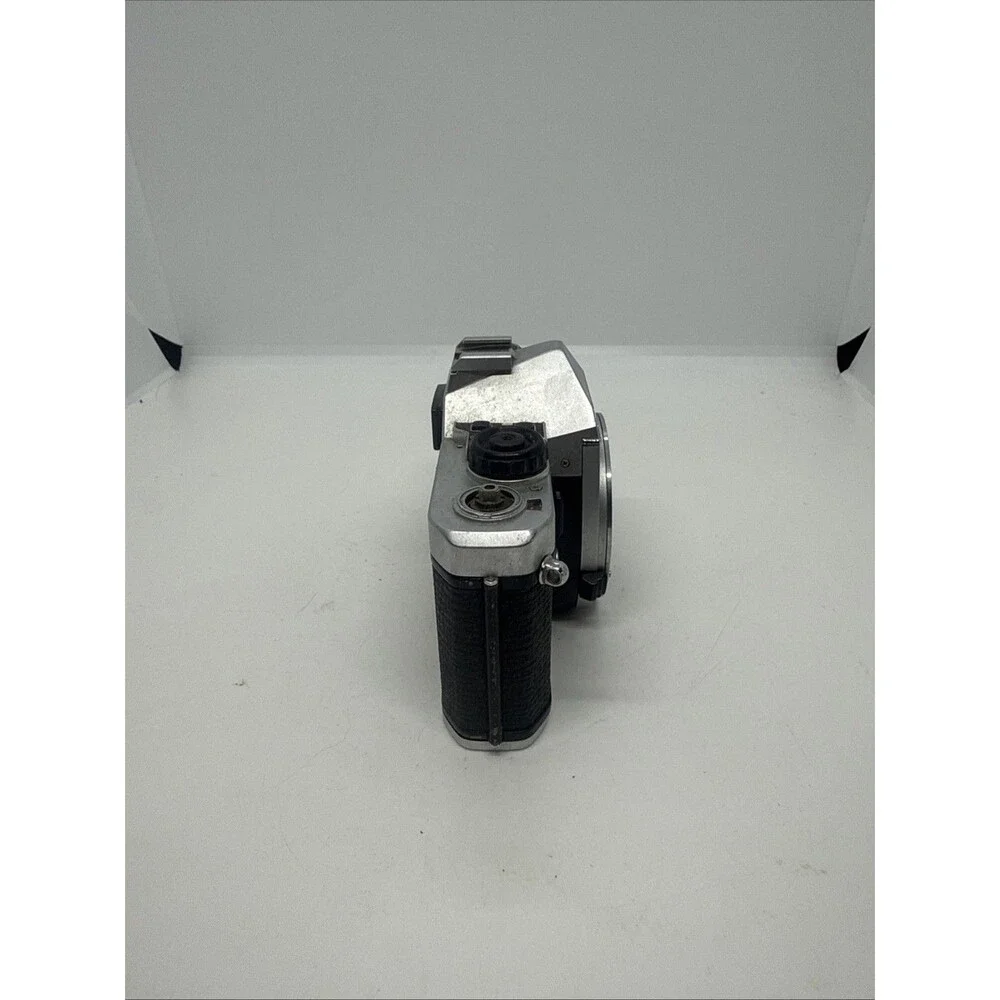 Pentax ME Super 35mm Film Camera Body, Chrome (Parts and Repair)